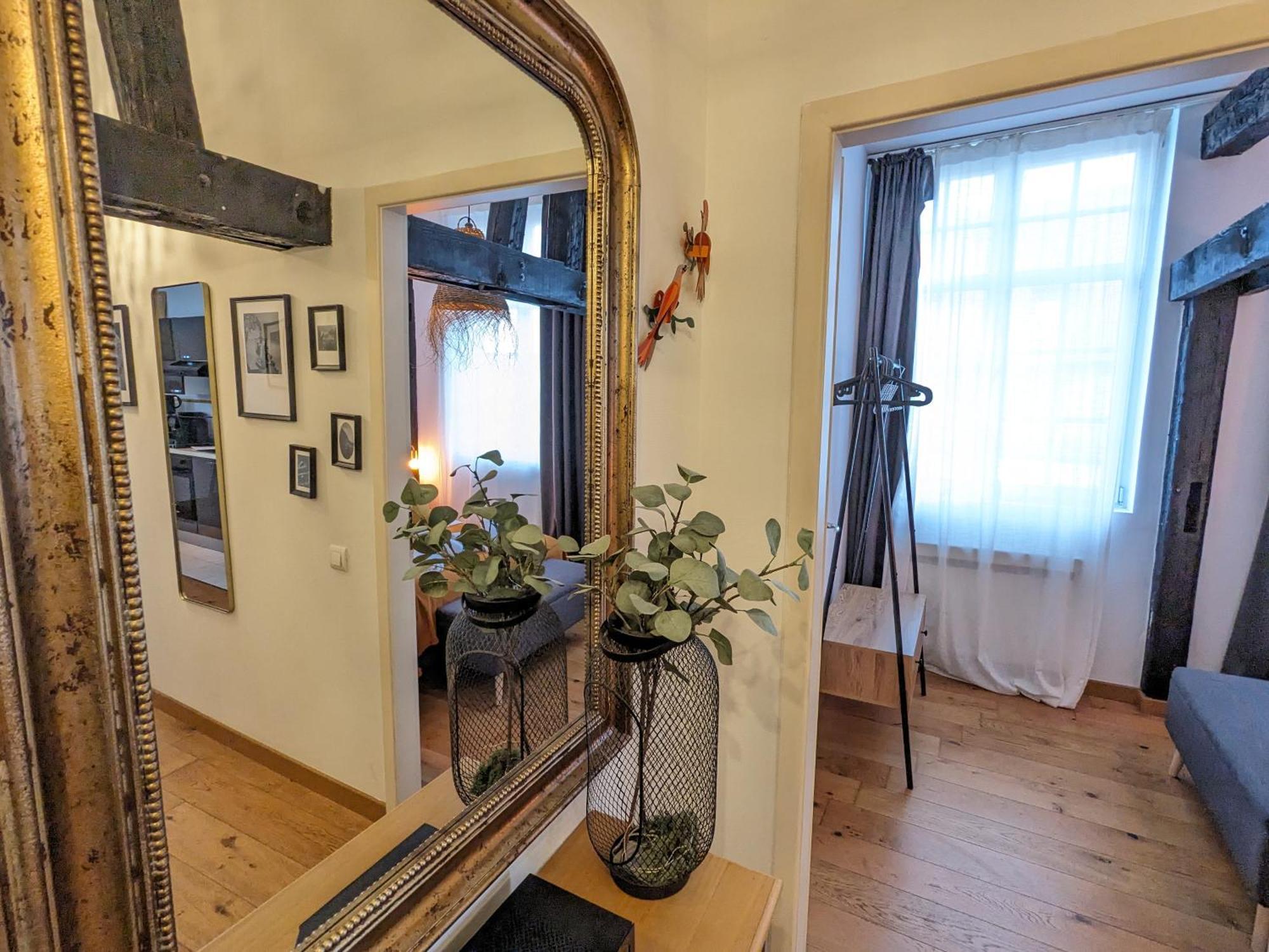 Appartement Place De La Cath' Avec Parking Colmar Exterior foto
